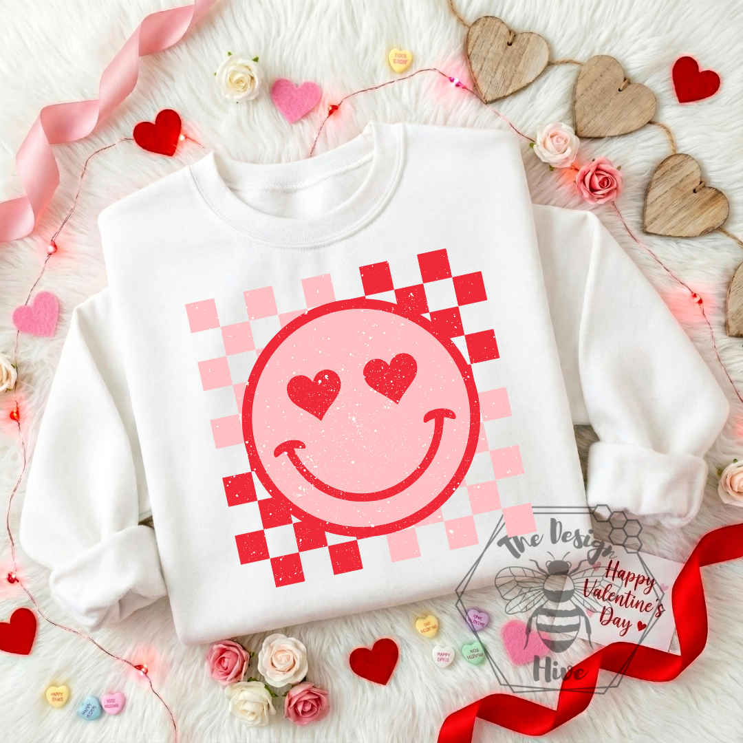 Love Struck Smiley - Tee